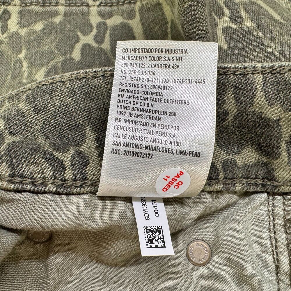 American Eagle Next Level Ladies Mini Skirt Sz 4 Stretch Camouflage Hi Rise - Picture 10 of 13